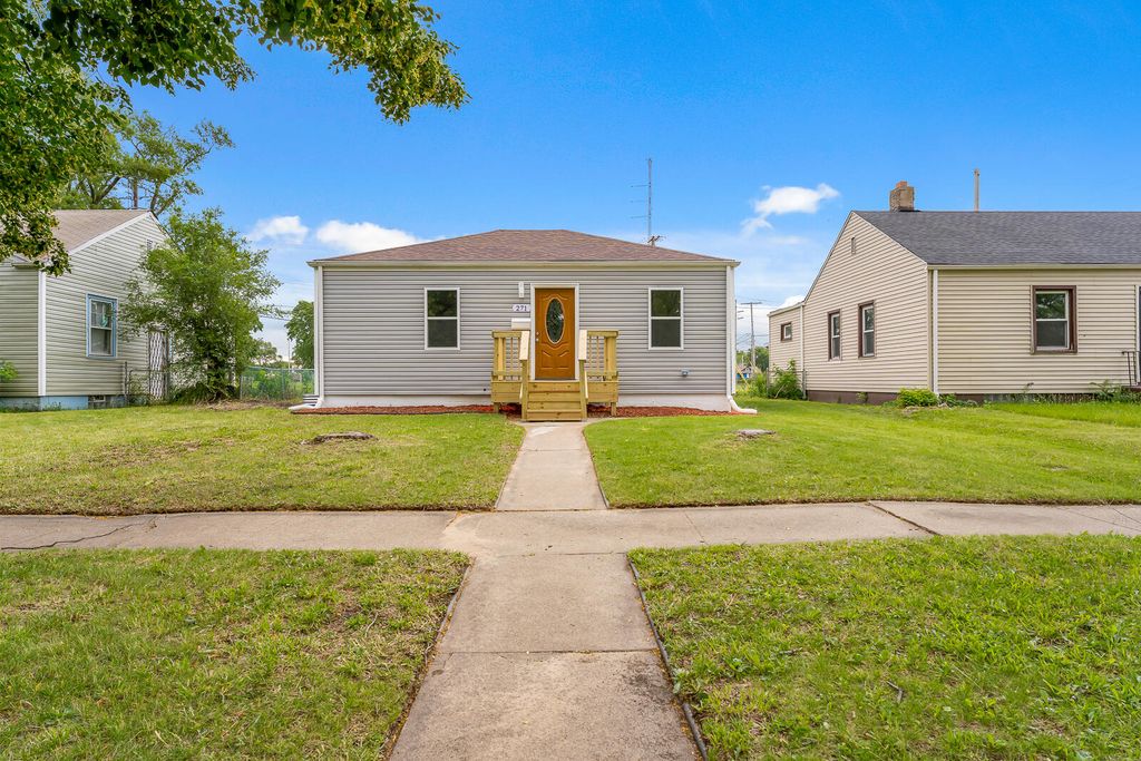 271 Lincoln Street, Gary, IN 46402