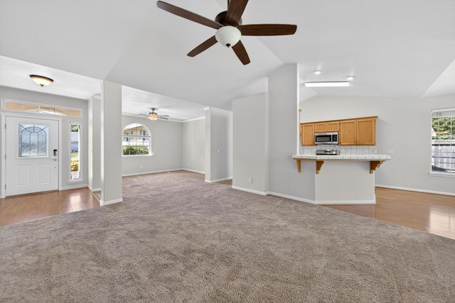 647 Olympic Street, Redding, CA 96003