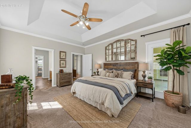 647 Olympic Street, Redding, CA 96003