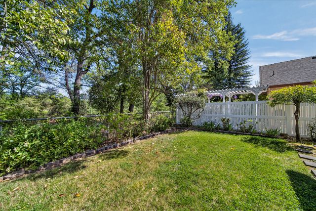 647 Olympic Street, Redding, CA 96003