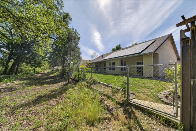 647 Olympic Street, Redding, CA 96003