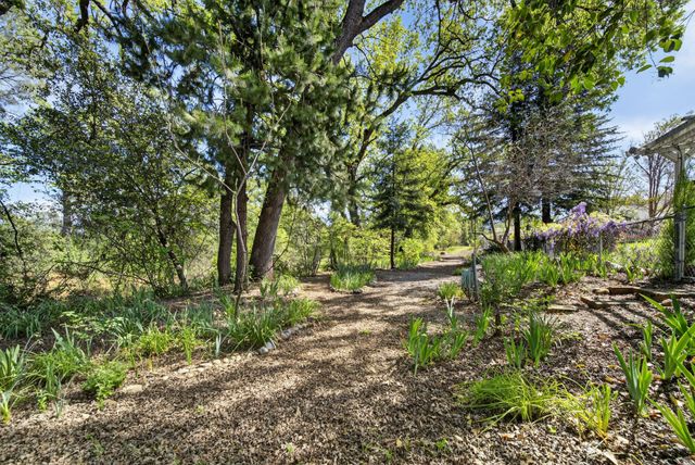 647 Olympic Street, Redding, CA 96003