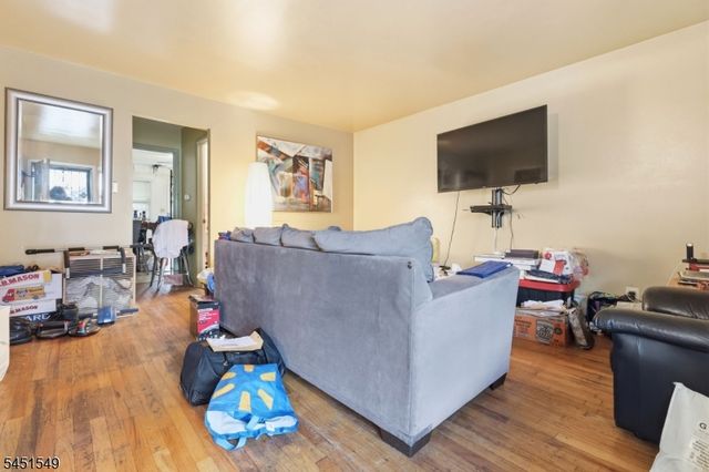 312 Stuyvesant Ave, Newark City, NJ 07106