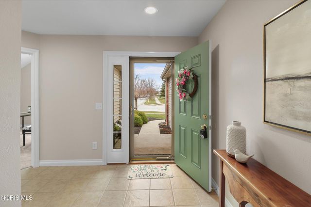 10835 S Lakes Drive, Perrysburg, OH 43551