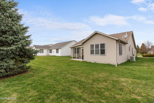 10835 S Lakes Drive, Perrysburg, OH 43551