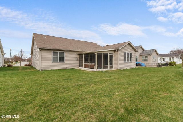 10835 S Lakes Drive, Perrysburg, OH 43551