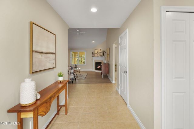 10835 S Lakes Drive, Perrysburg, OH 43551