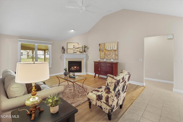 10835 S Lakes Drive, Perrysburg, OH 43551