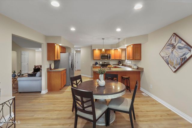 10835 S Lakes Drive, Perrysburg, OH 43551