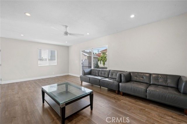 6003 Droxford, Lakewood, CA 90713