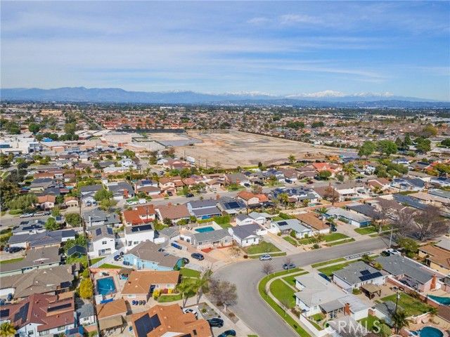 6003 Droxford, Lakewood, CA 90713