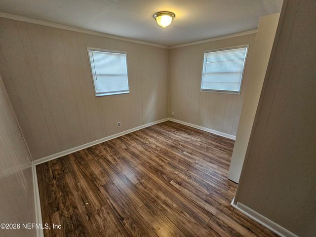 9042 7TH Avenue, Jacksonville, FL 32208