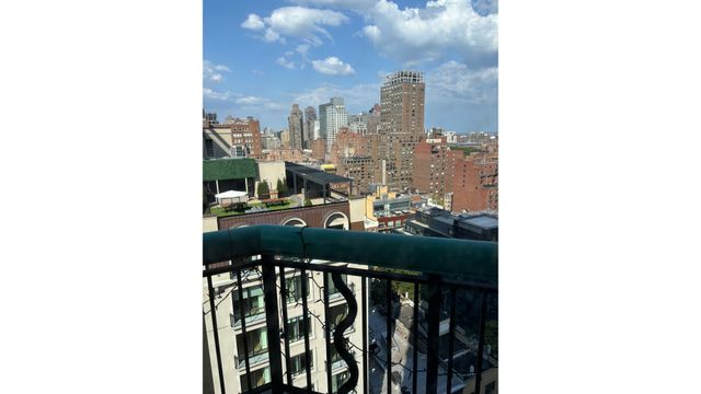 303 E 60th St Apt 18F, New York City, NY 10022