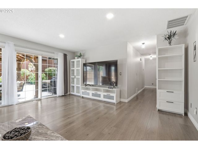 4114 Se SPRING St, Hillsboro, OR 97123