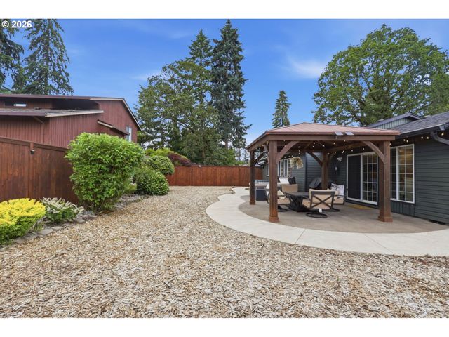 4114 Se SPRING St, Hillsboro, OR 97123