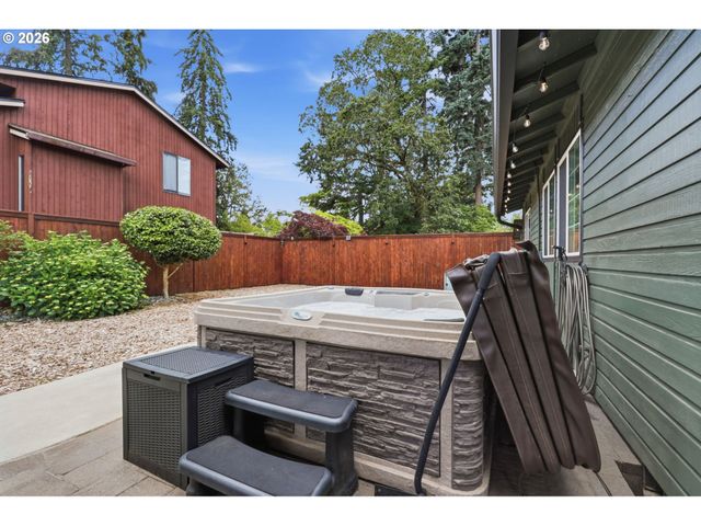 4114 Se SPRING St, Hillsboro, OR 97123