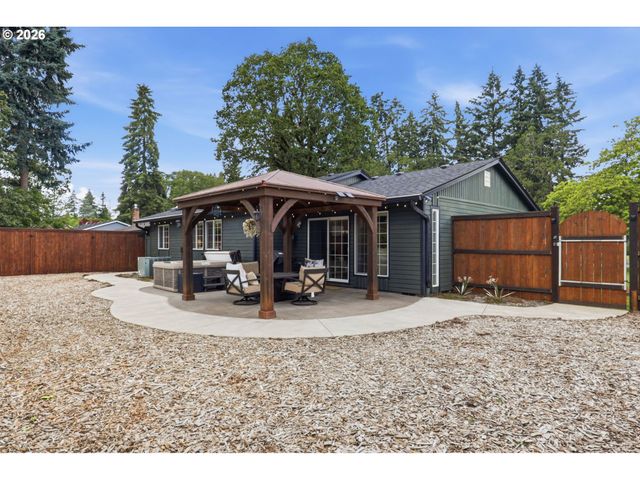 4114 Se SPRING St, Hillsboro, OR 97123