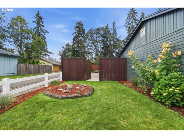 4114 Se SPRING St, Hillsboro, OR 97123