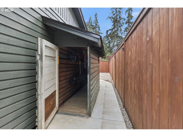 4114 Se SPRING St, Hillsboro, OR 97123