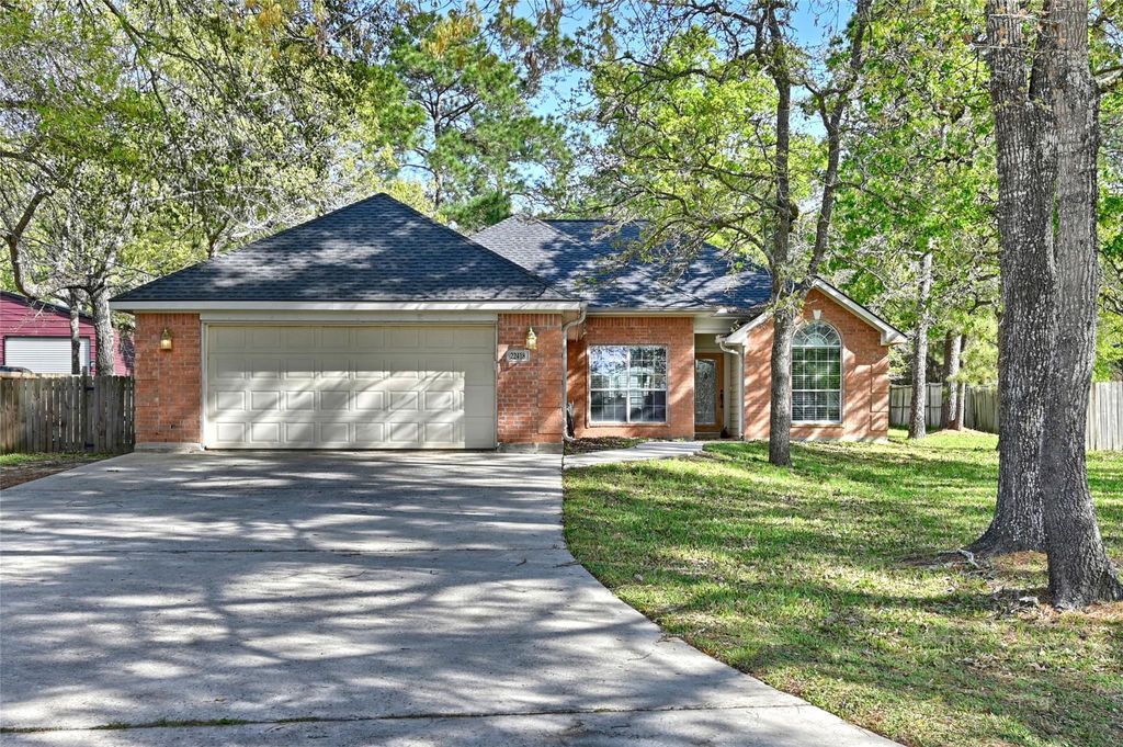 22418 Desert Willow Drive, Magnolia, TX 77355