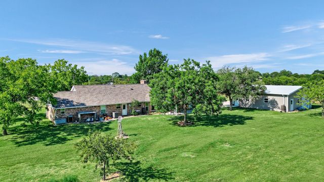 13075 Fm 121, Van Alstyne, TX 75495