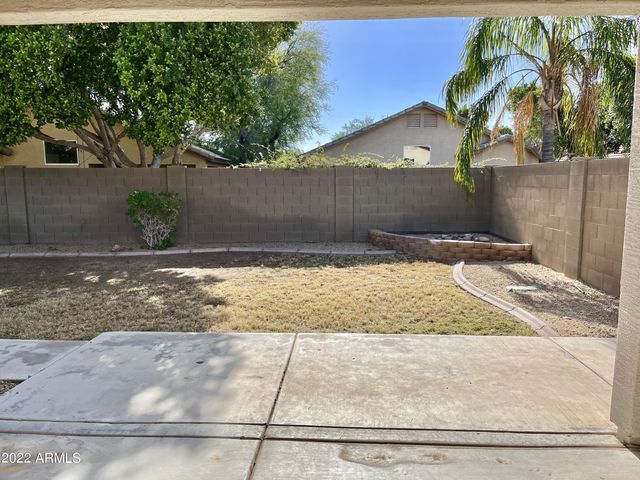 8143 W Mary Ann Drive, Peoria, AZ 85382