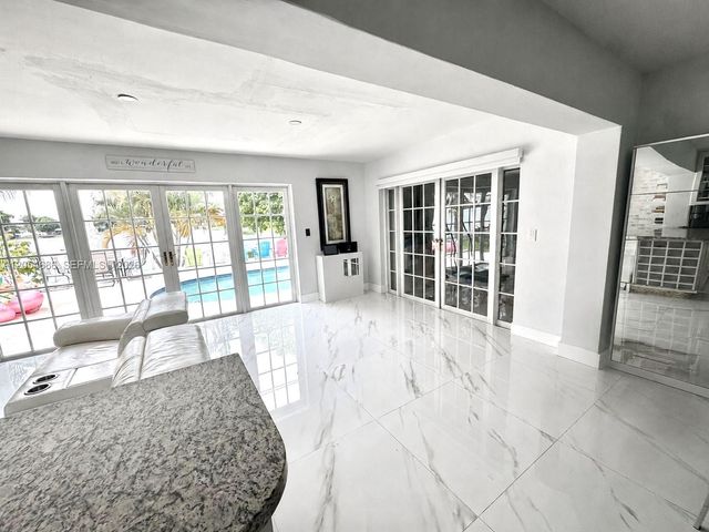 8641 NW 19th St, Pembroke Pines, FL 33024