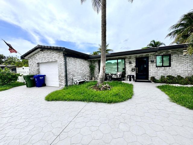 8641 NW 19th St, Pembroke Pines, FL 33024