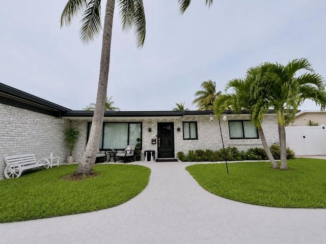 8641 NW 19th St, Pembroke Pines, FL 33024
