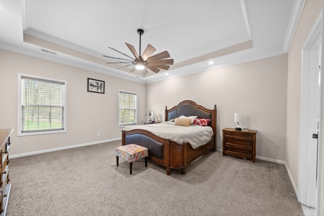 368 Barry Dr, Clarksville, TN 37040