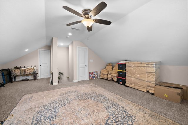 368 Barry Dr, Clarksville, TN 37040