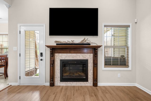 368 Barry Dr, Clarksville, TN 37040