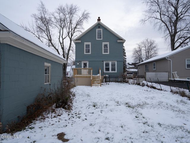 21 Bruen Court, East Greenbush, NY 12144