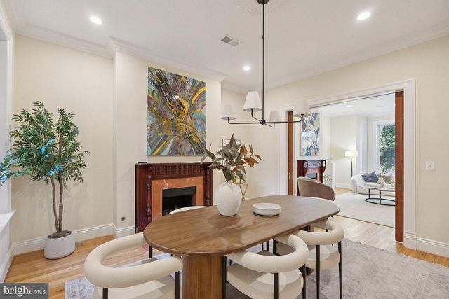 1514 R ST NW, Washington, DC 20009