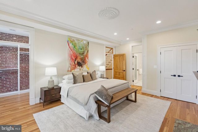 1514 R ST NW, Washington, DC 20009