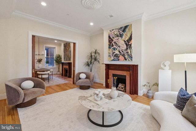 1514 R ST NW, Washington, DC 20009