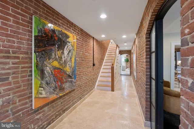 1514 R ST NW, Washington, DC 20009