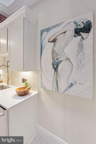 1514 R ST NW, Washington, DC 20009