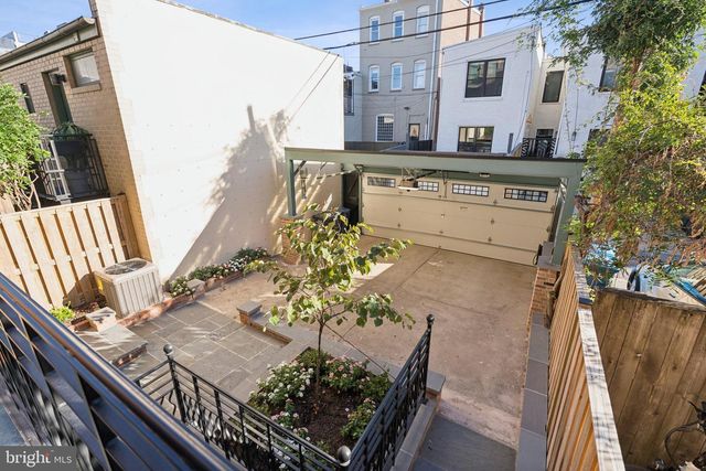 1514 R ST NW, Washington, DC 20009