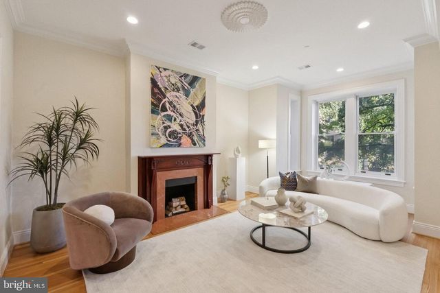 1514 R ST NW, Washington, DC 20009