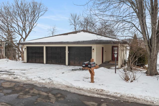 15541 Mitchell Circle SE, Prior Lake, MN 55372