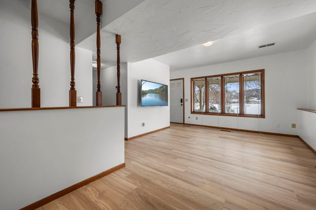 15541 Mitchell Circle SE, Prior Lake, MN 55372