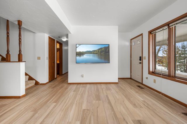 15541 Mitchell Circle SE, Prior Lake, MN 55372