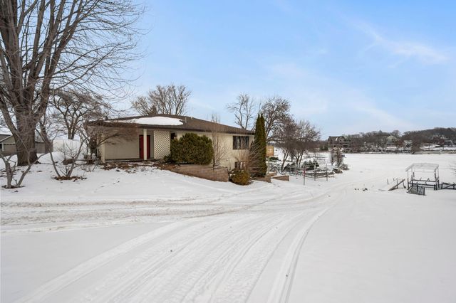 15541 Mitchell Circle SE, Prior Lake, MN 55372