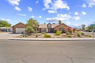 1909 Stonehaven Circle, Las Vegas, NV 89108