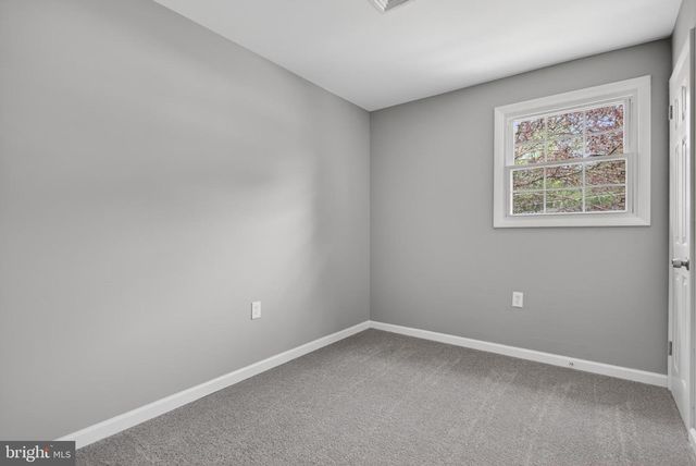 25 MULLIGAN DR, Etters, PA 17319