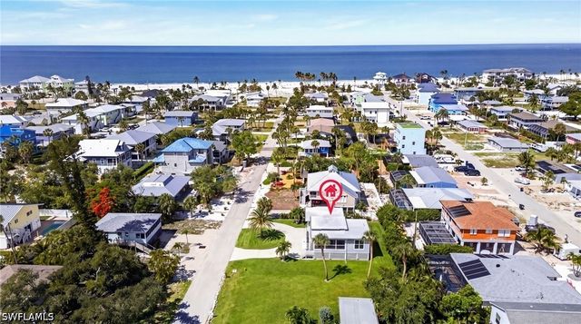 167 Mandalay RD, Fort Myers Beach, FL 33931
