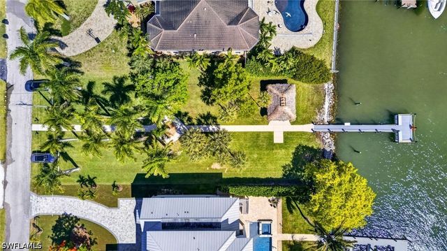167 Mandalay RD, Fort Myers Beach, FL 33931