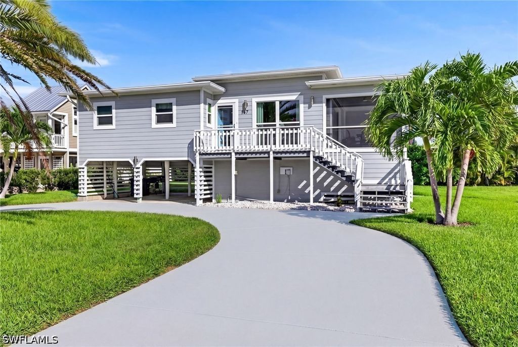 167 Mandalay RD, Fort Myers Beach, FL 33931