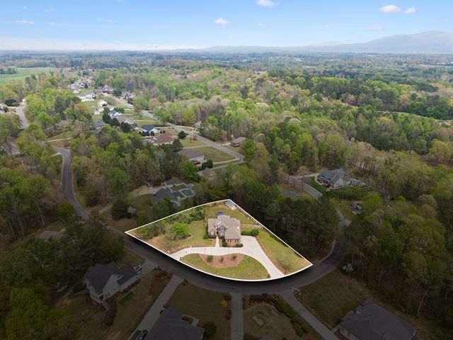 355 Heritage Circle, Chatsworth, GA 30705